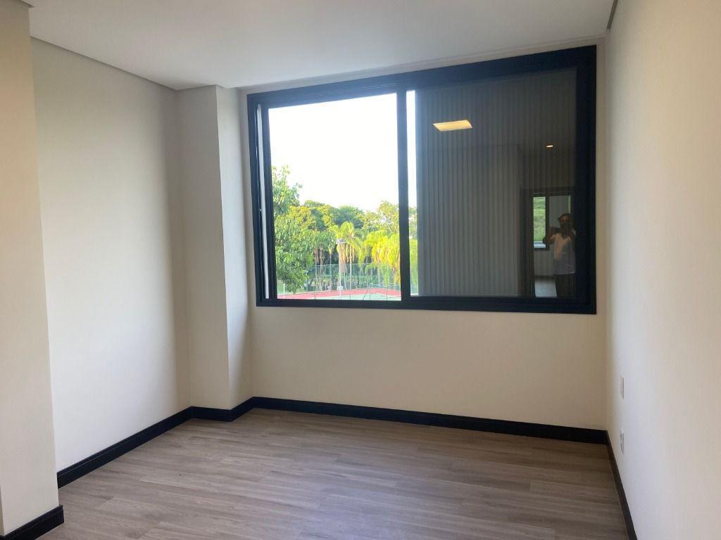 Casa, Condomínio Alphaville, 4 Quartos, 4 Vagas, 4 Suítes