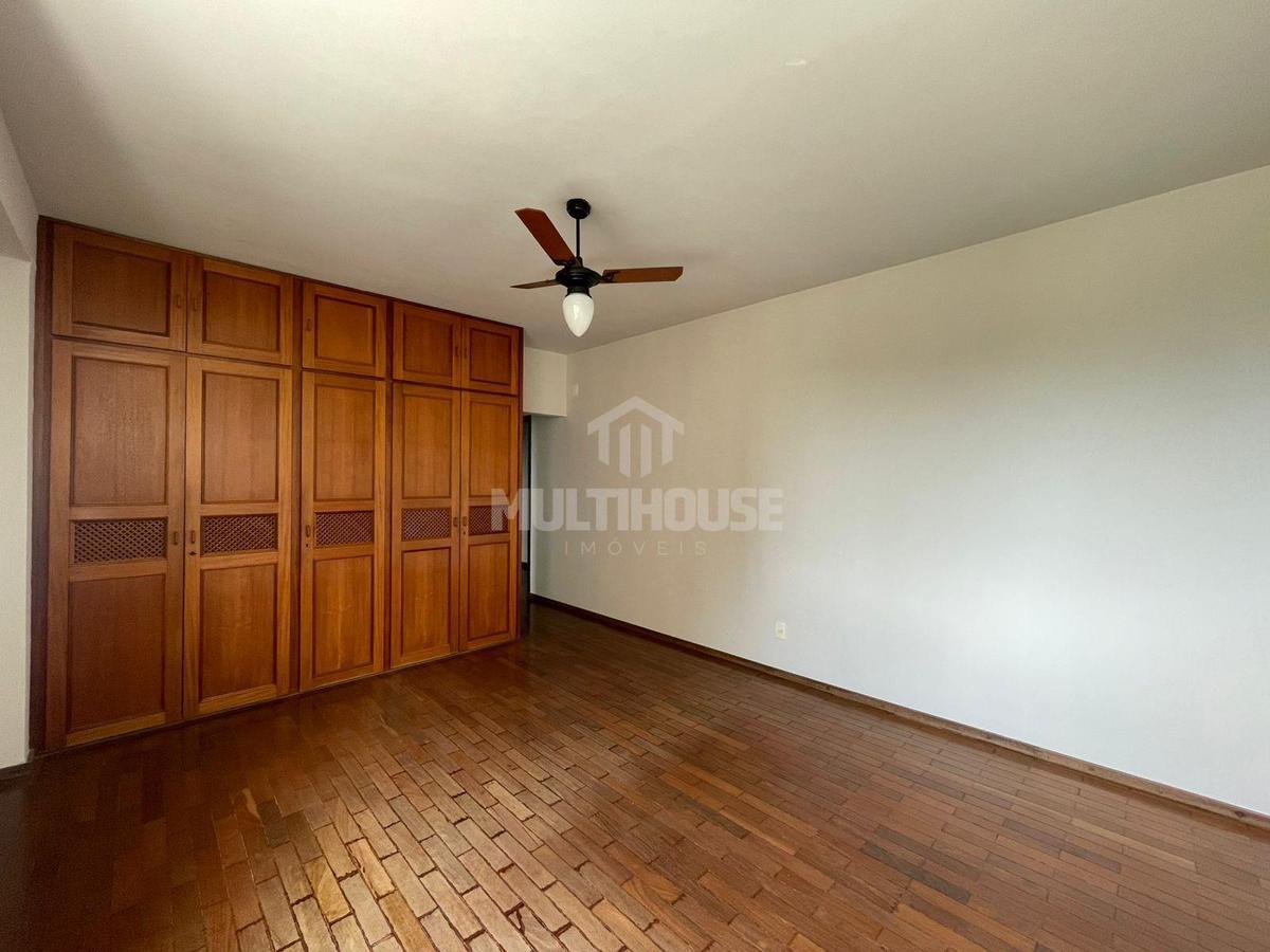 Apartamento, São José, 4 Quartos, 2 Vagas, 1 Suíte