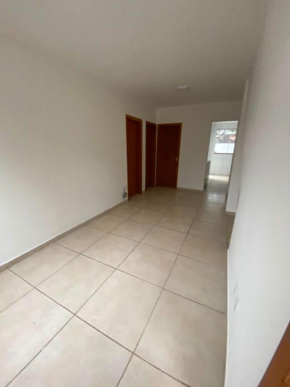 Apartamento, Jardim Vitória, 2 Quartos, 1 Vaga