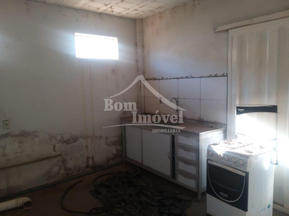 Galpão, Centro, 0 Quarto, 0 Vaga