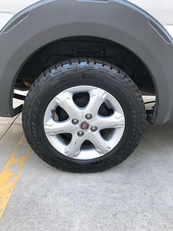 Fiat Strada Freedom 1.4 Flex 8v CD