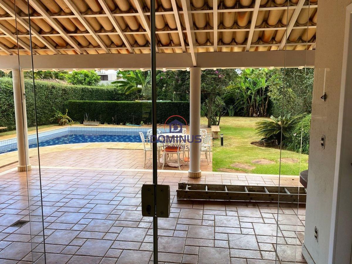 Casa, Alphaville - Lagoa dos Ingleses, 4 Quartos, 4 Vagas, 1 Suíte