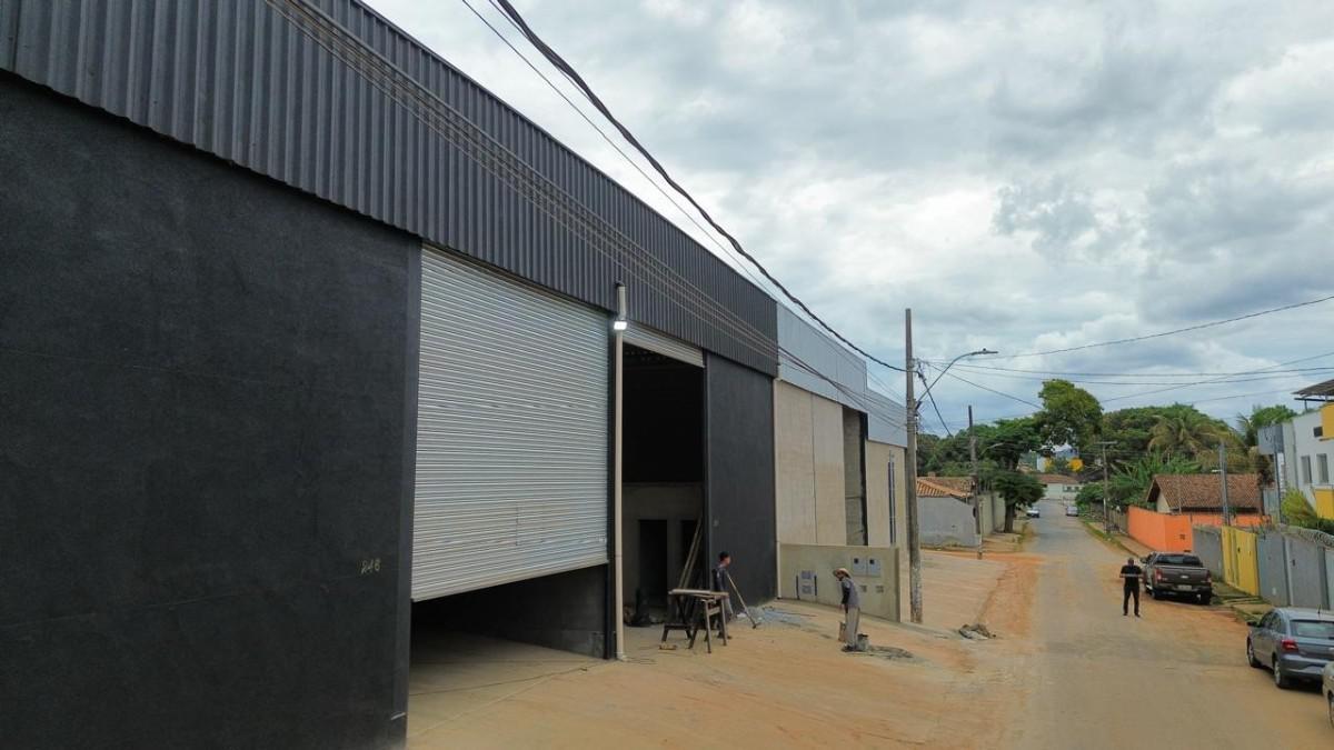 Galpão, Vapabuçu, 1 Quarto, 4 Vagas