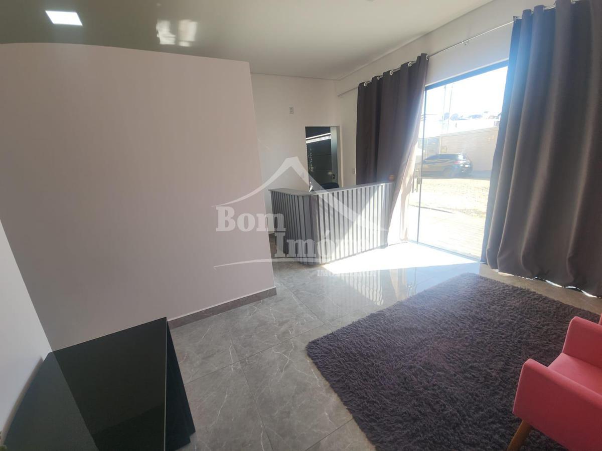 Andar, Centro, 0 Quarto, 0 Vaga
