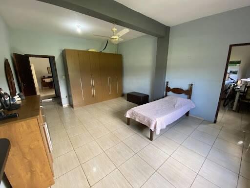 Casa, Caladinho, 4 Quartos, 7 Vagas, 1 Suíte