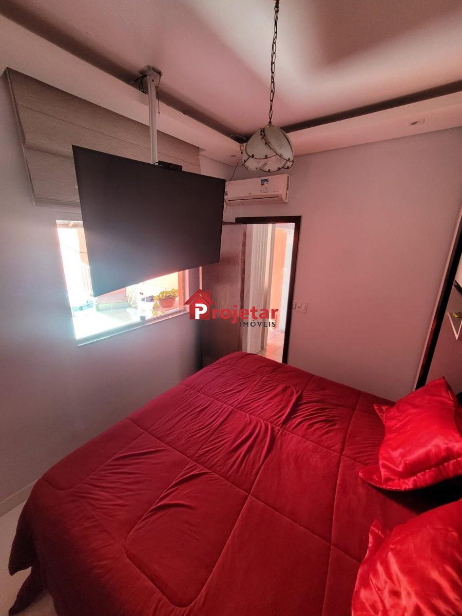 Casa, Floresta, 3 Quartos, 2 Vagas, 1 Suíte
