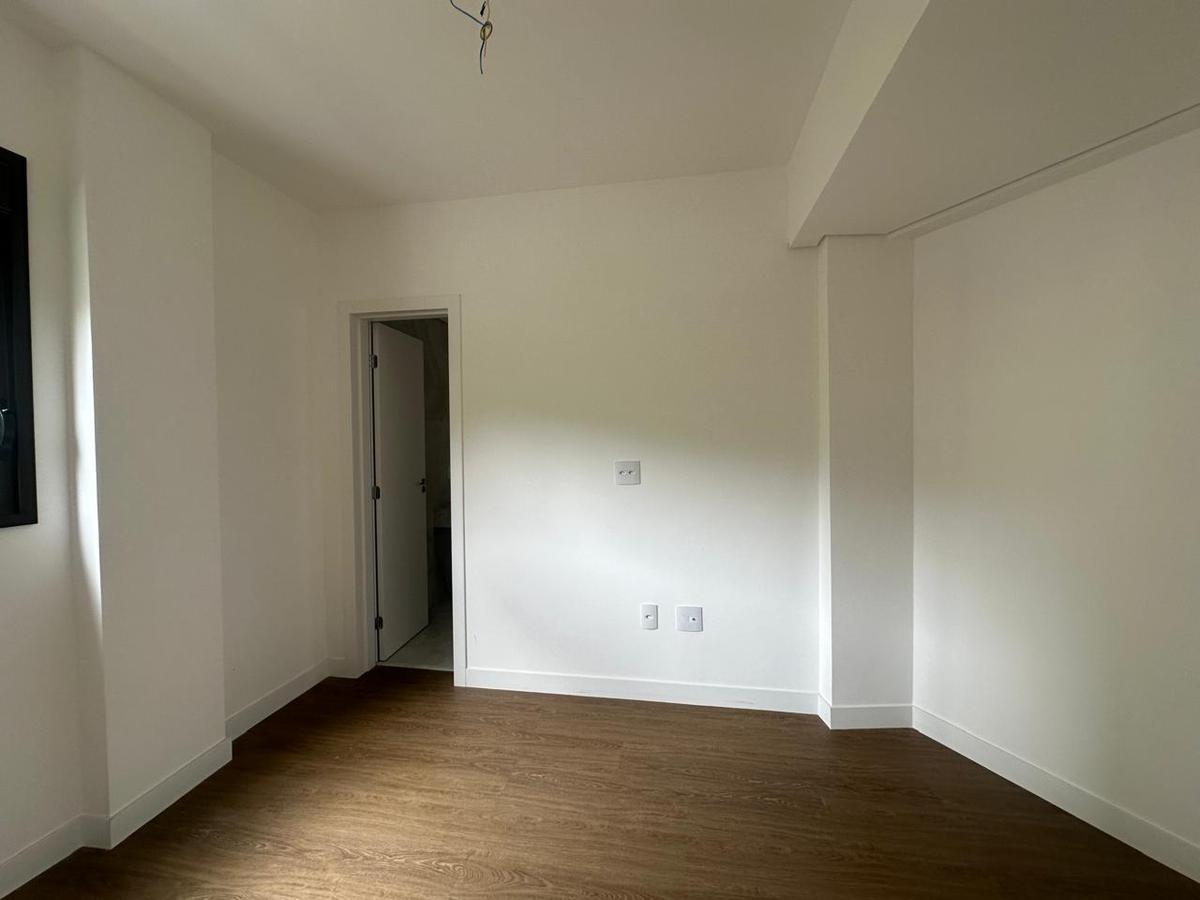 Apartamento, Comiteco, 3 Quartos, 2 Vagas, 1 Suíte