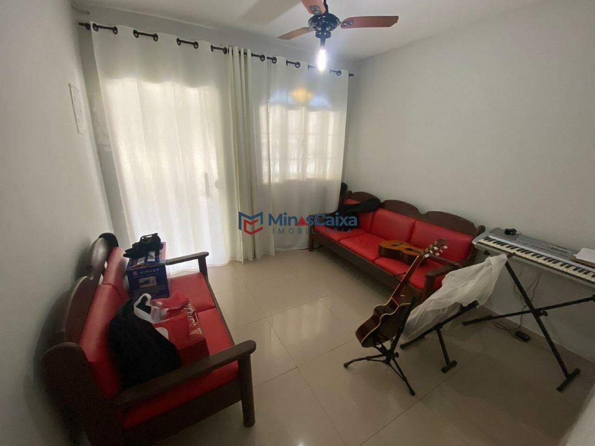 Casa, João XXIII, 5 Quartos, 4 Vagas, 1 Suíte