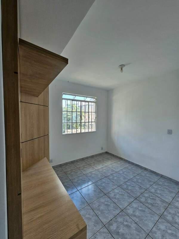 Casa, Camargos, 3 Quartos, 2 Vagas, 1 Suíte