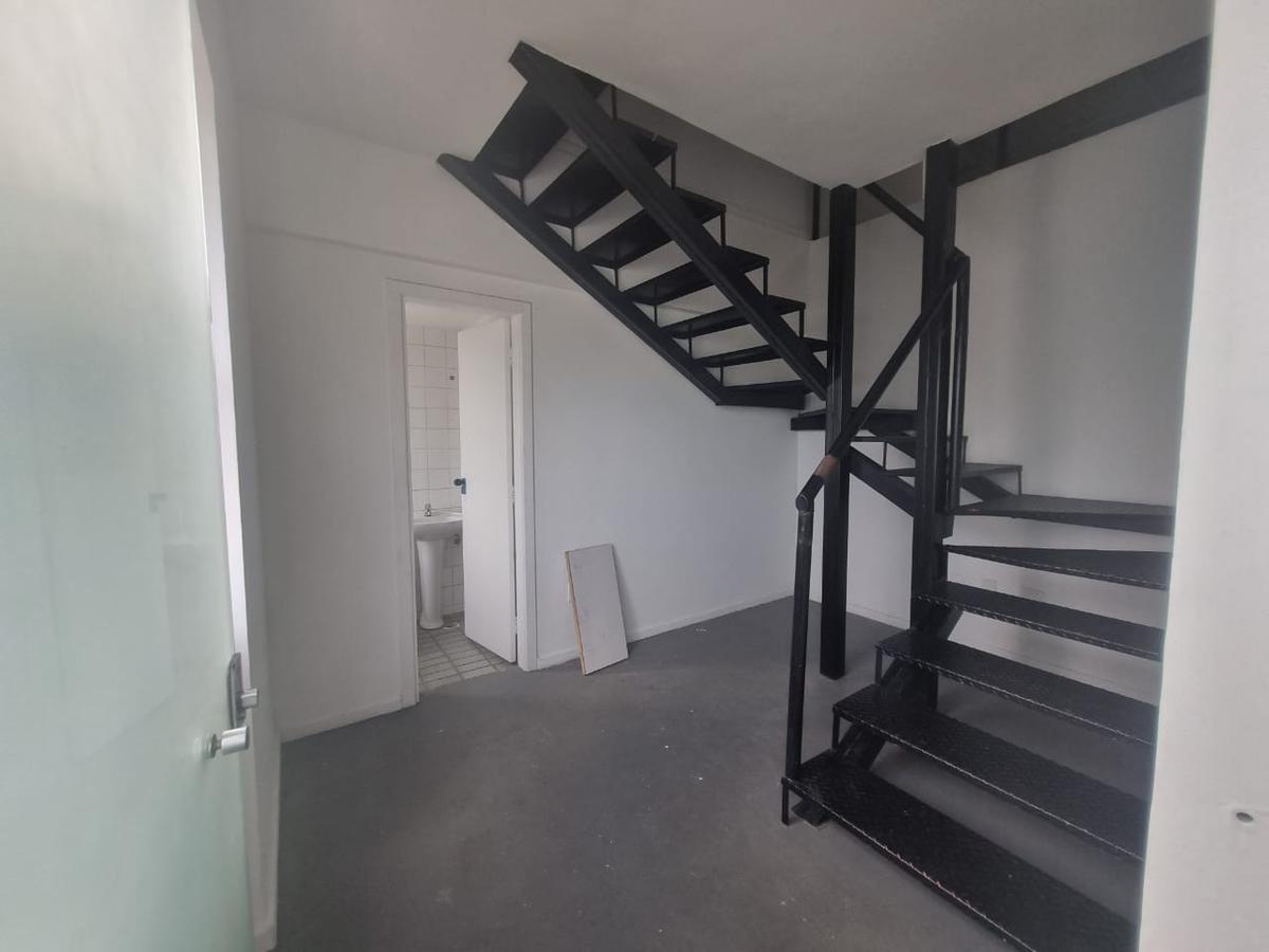 Andar, Santa Efigênia, 0 Quarto, 3 Vagas