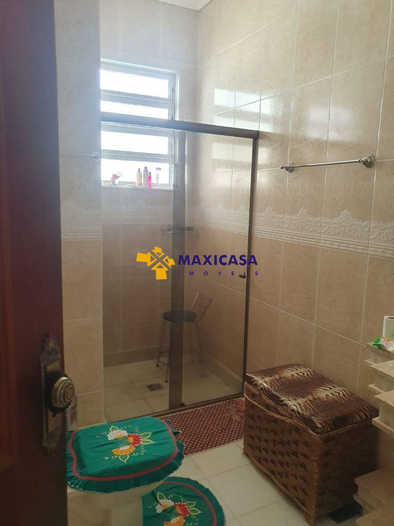 Casa, São Luiz (pampulha), 4 Quartos, 3 Vagas, 2 Suítes