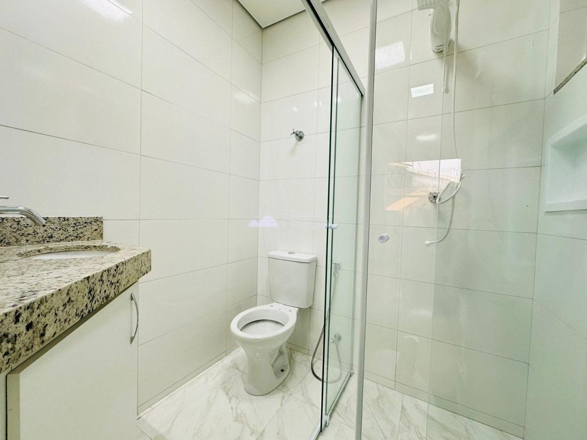 Casa, Candelária, 3 Quartos, 1 Vaga, 1 Suíte