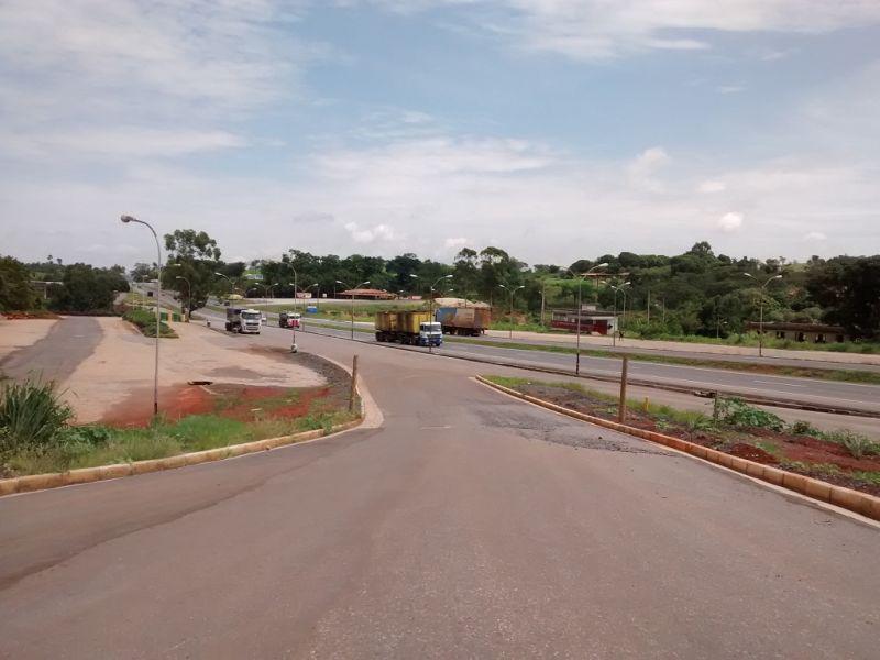 Lote, Universitário, 0 Quarto, 0 Vaga