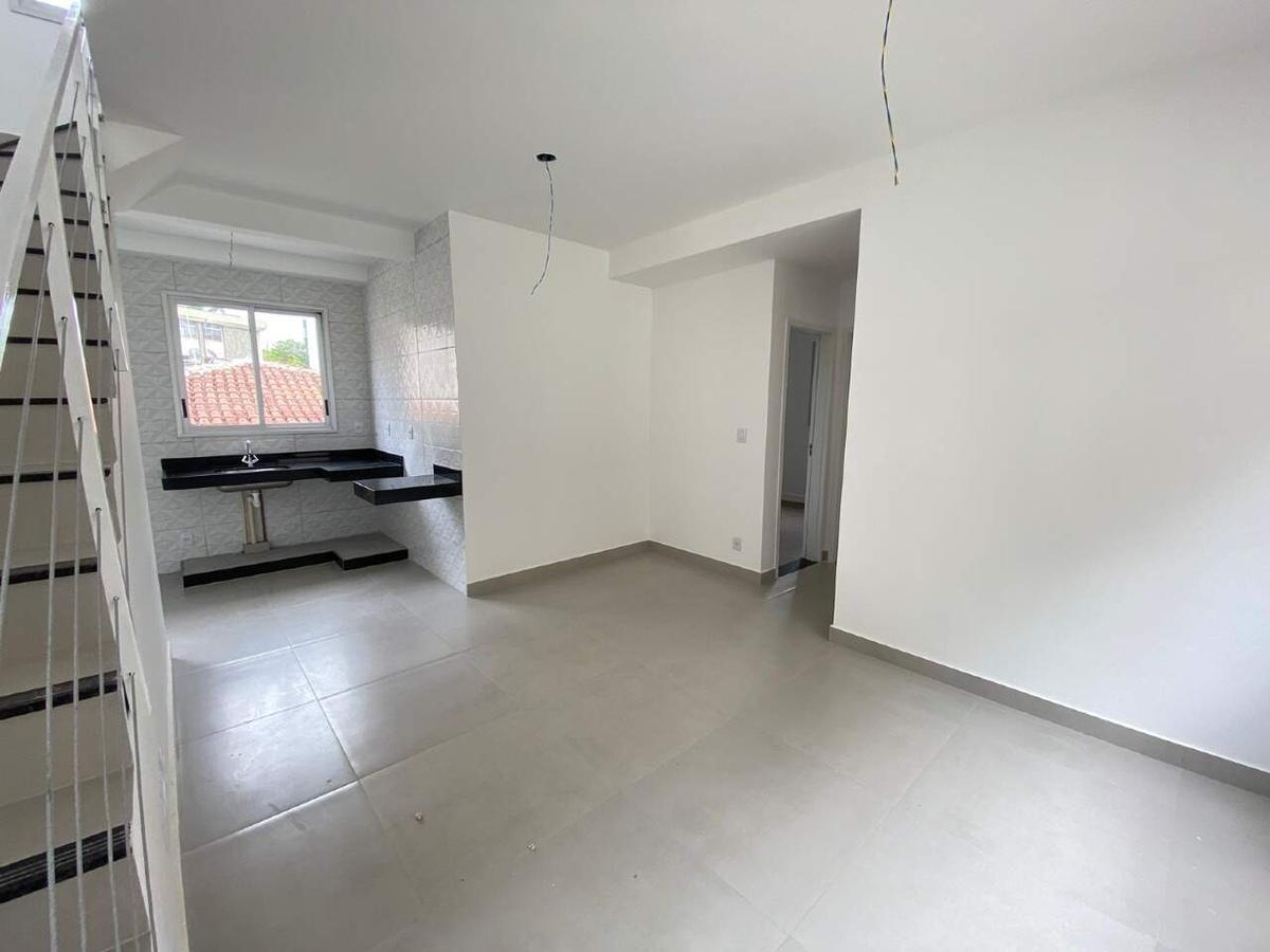 Cobertura, Estoril, 2 Quartos, 2 Vagas, 1 Suíte