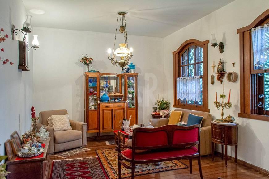 Casa, Nova Granada, 4 Quartos, 5 Vagas, 2 Suítes