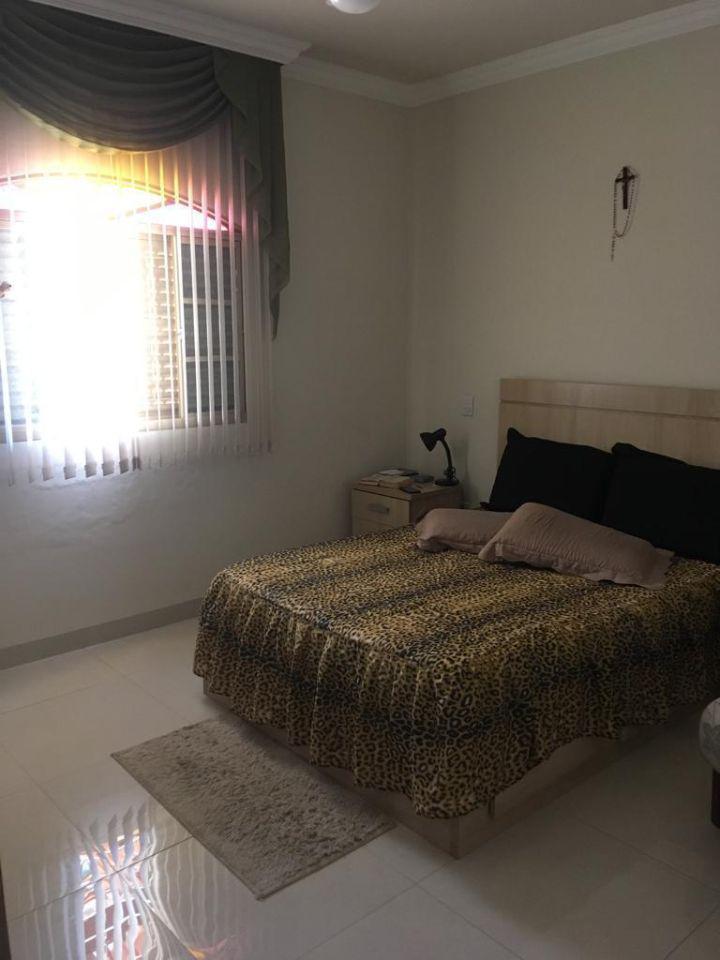 Casa, Vale das Amendoeiras, 2 Quartos, 4 Vagas, 1 Suíte