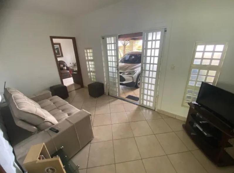 Casa, Padre Teodoro, 4 Quartos, 2 Vagas, 1 Suíte