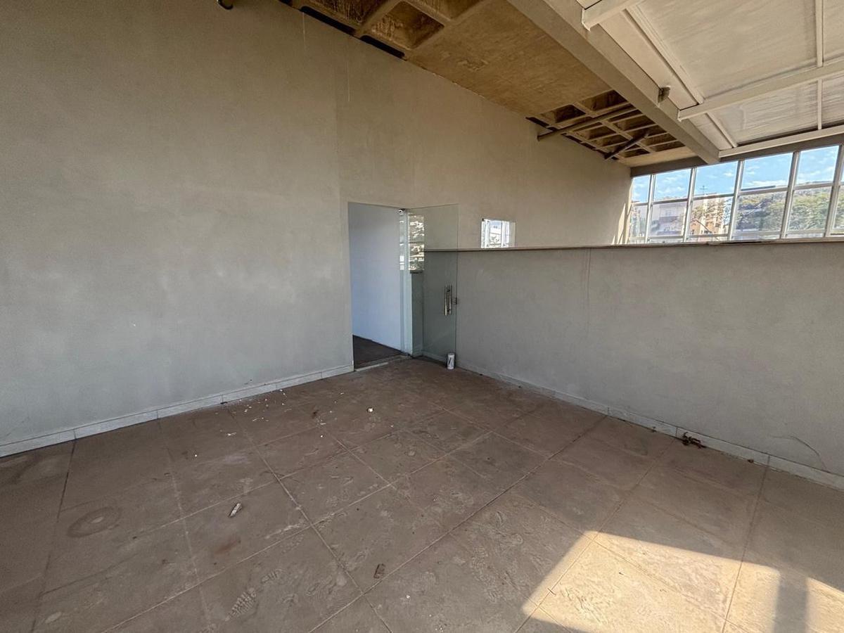 Sala, Estoril, 0 Quarto, 0 Vaga