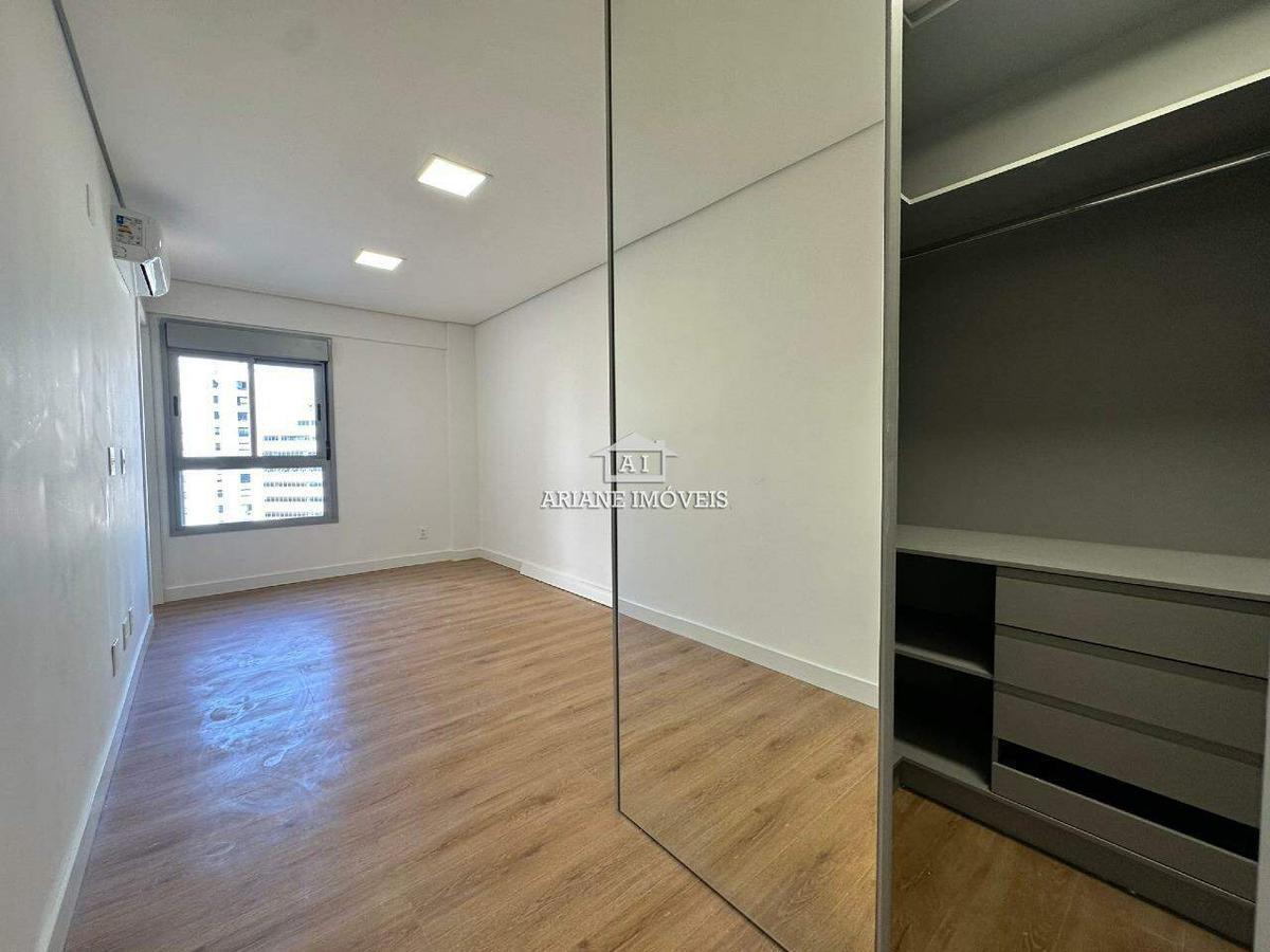 Apartamento, Funcionários, 2 Quartos, 2 Vagas, 2 Suítes