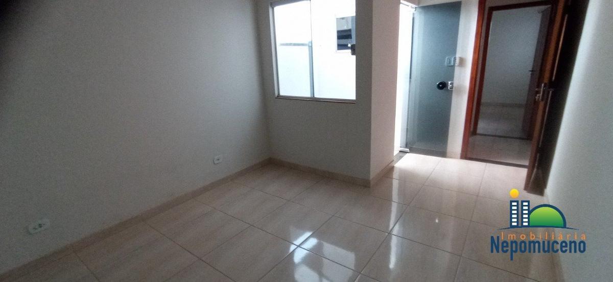 Apartamento, Centro, 2 Quartos, 0 Vaga