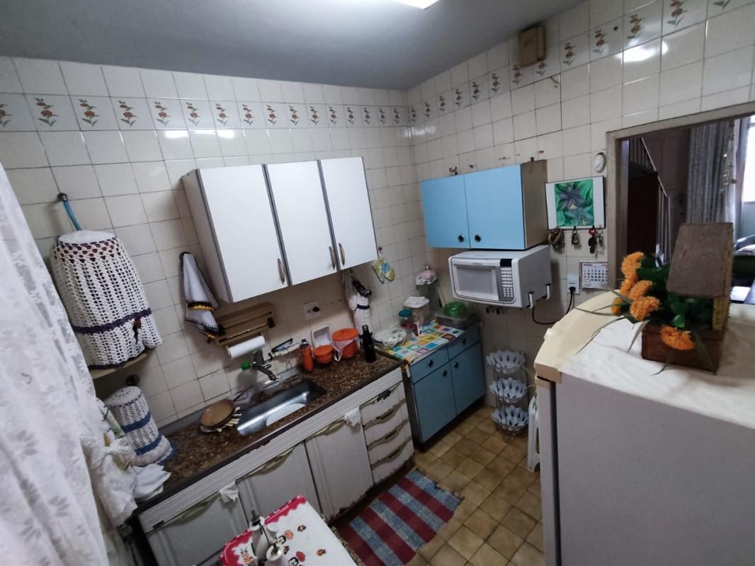 Casa, Milionários, 2 Quartos, 1 Vaga