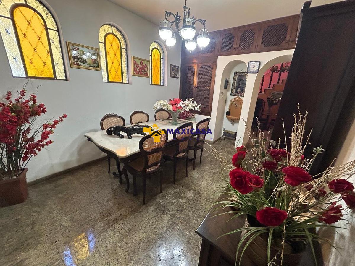 Casa, São José, 5 Quartos, 4 Vagas, 1 Suíte