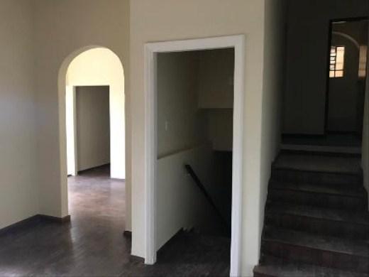 Casa Comercial, Sion, 7 Quartos, 2 Vagas, 1 Suíte