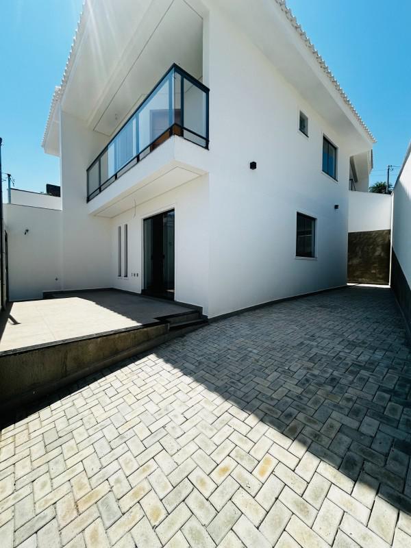 Casa, Masterville, 2 Quartos, 2 Vagas, 1 Suíte