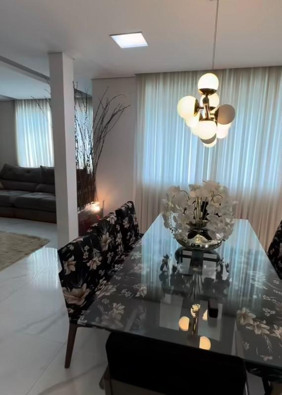 Casa, Inconfidentes, 4 Quartos, 3 Vagas, 1 Suíte