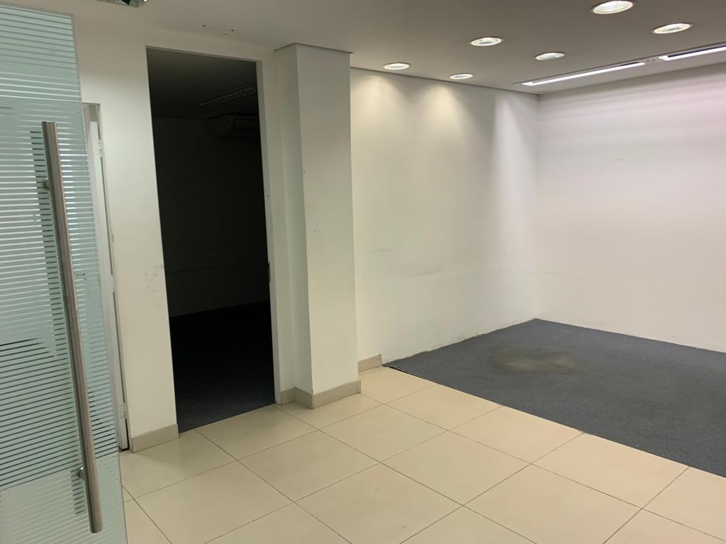 Prédio, Barreiro, 0 Quarto, 0 Vaga