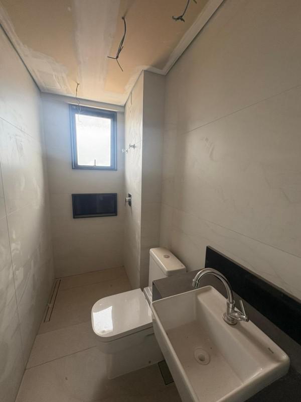 Apartamento, Barreiro, 3 Quartos, 4 Vagas, 1 Suíte