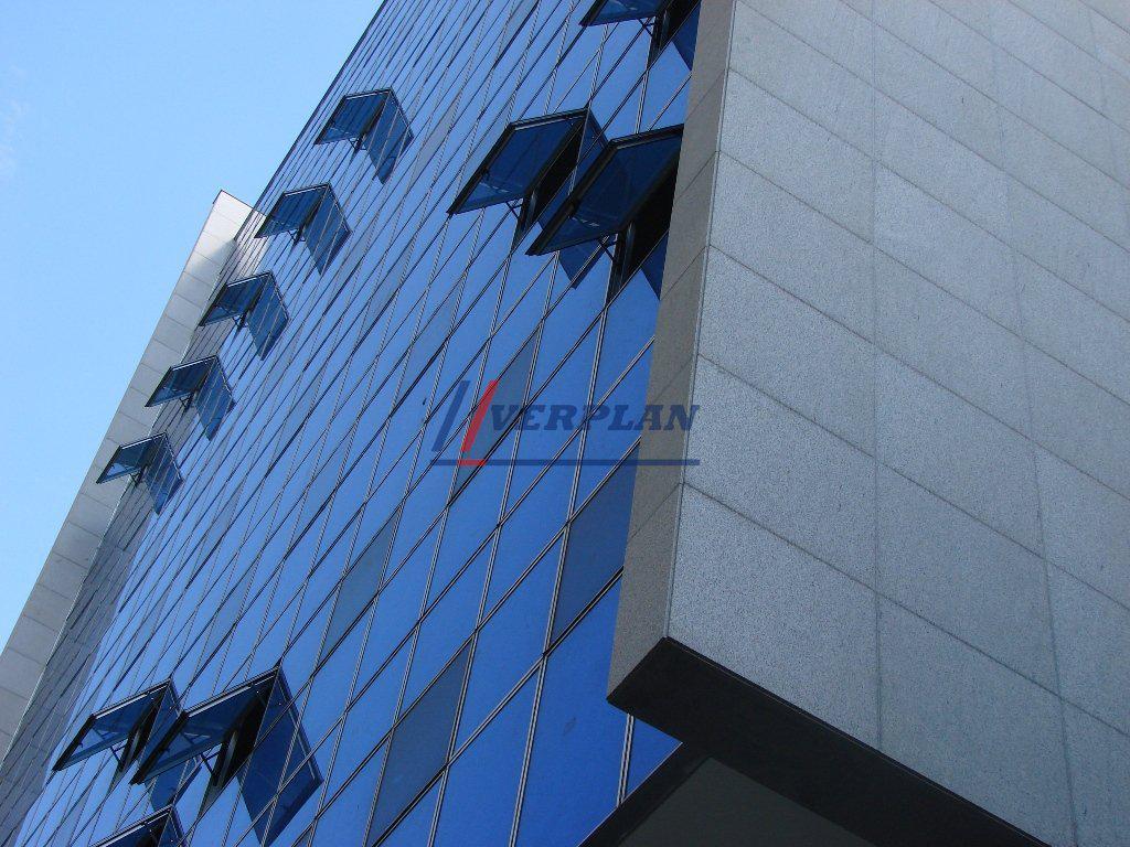 Sala, Lourdes, 2 Vagas