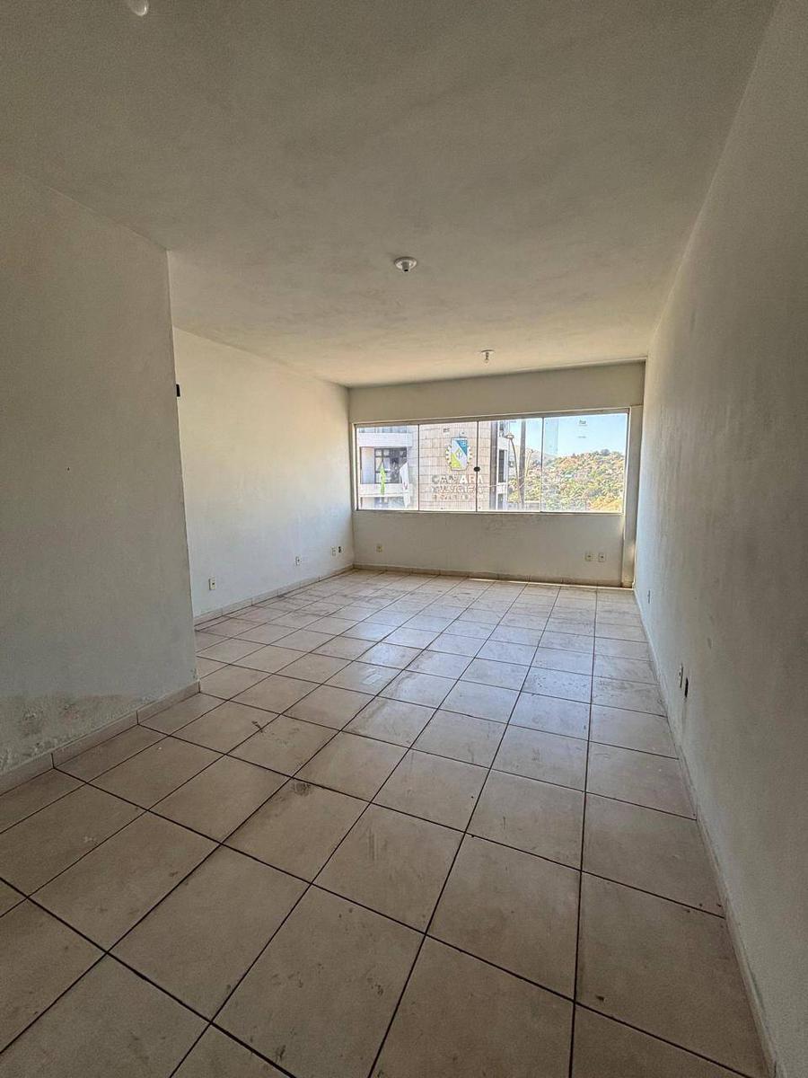 Sala, Centro, 0 Quarto, 0 Vaga