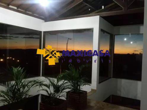 Casa, Centro, 4 Quartos, 6 Vagas, 1 Suíte