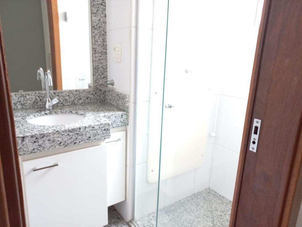 Apartamento, Funcionários, 2 Quartos, 2 Vagas, 1 Suíte