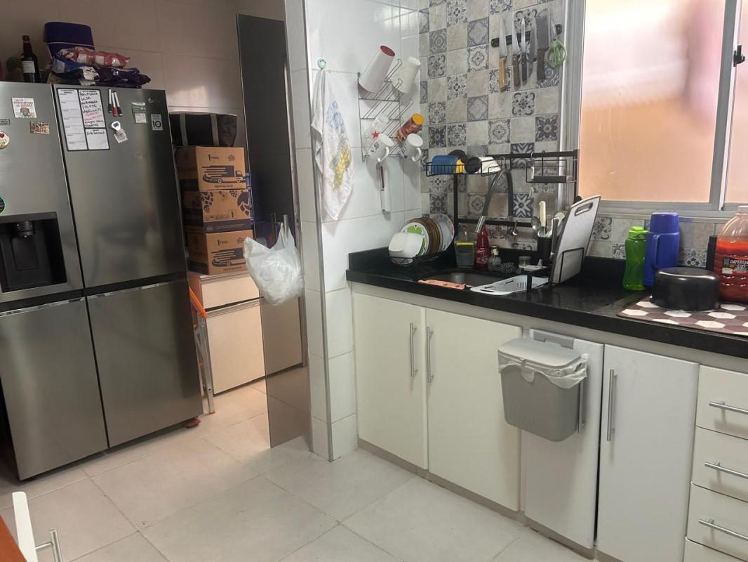 Apartamento, Barreiro, 3 Quartos, 2 Vagas, 1 Suíte