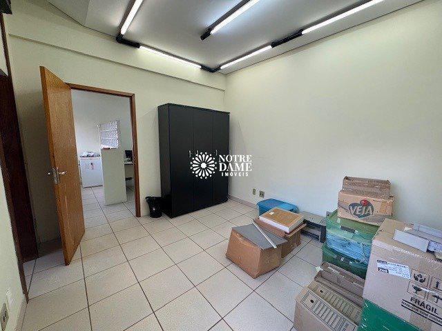 Galpão, Lourdes, 0 Quarto, 0 Vaga