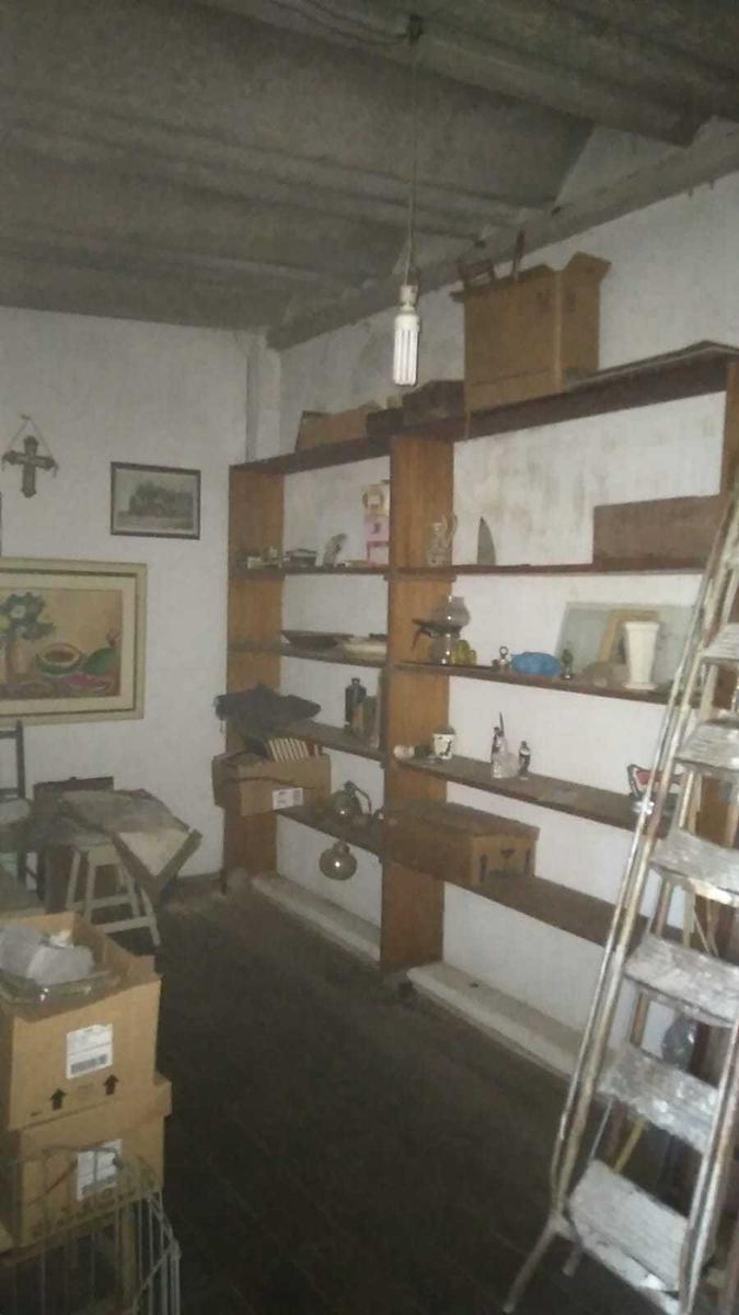 Casa, Sagrada Família, 4 Quartos, 1 Vaga, 1 Suíte