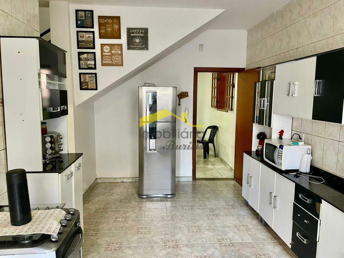 Casa, Nova Suíssa, 4 Quartos, 5 Vagas, 1 Suíte