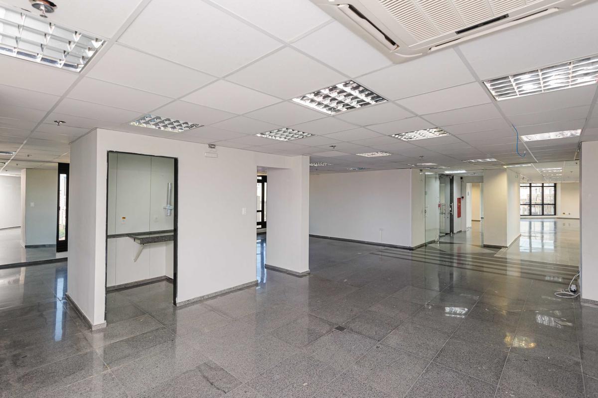 Sala, Funcionários, 0 Quarto, 5 Vagas