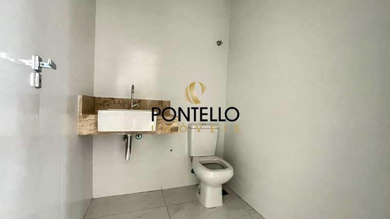 Cobertura, Centro, 2 Quartos, 0 Vaga, 4 Suítes