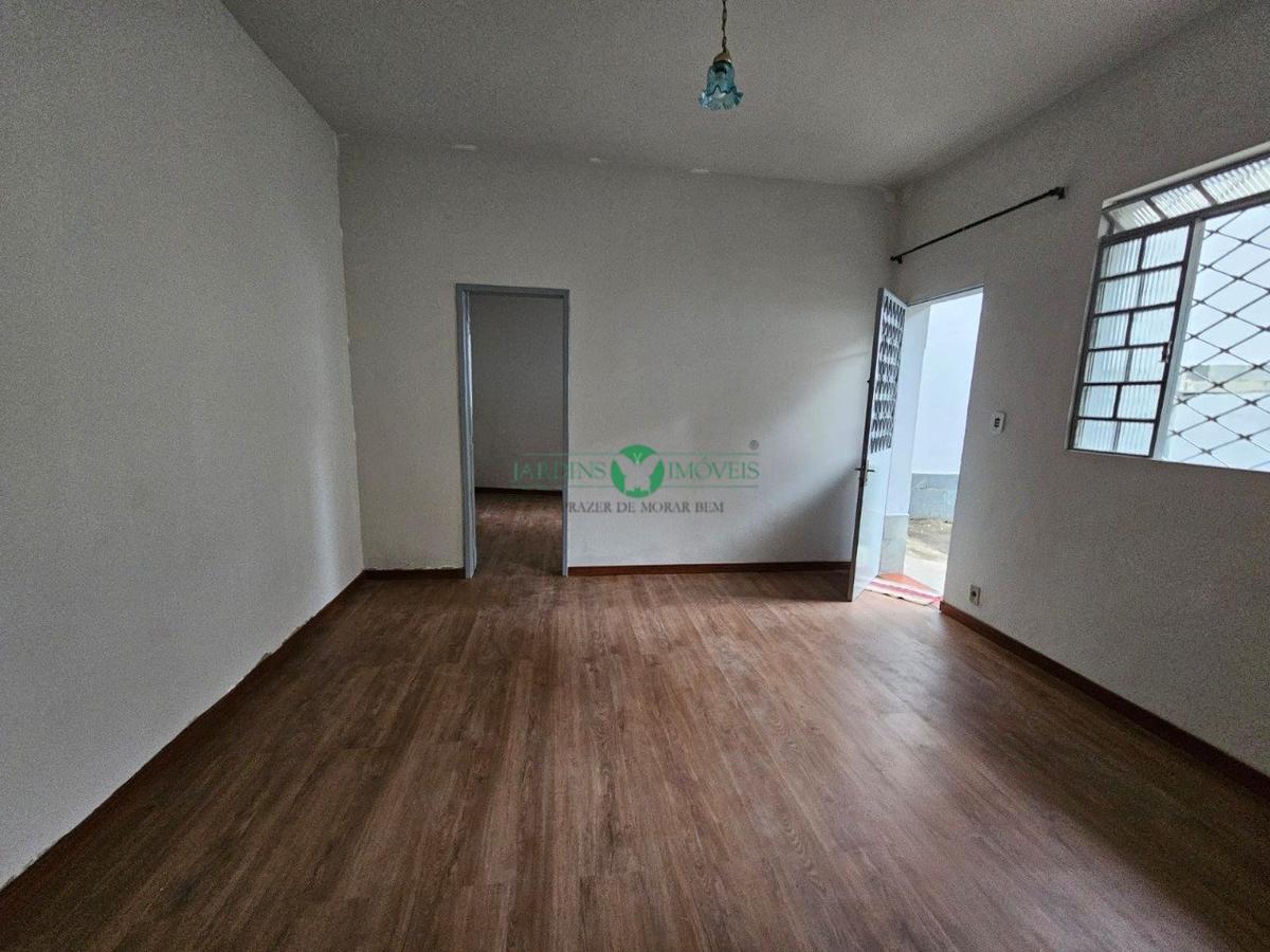 Casa, Santa Inês, 1 Quarto, 0 Vaga