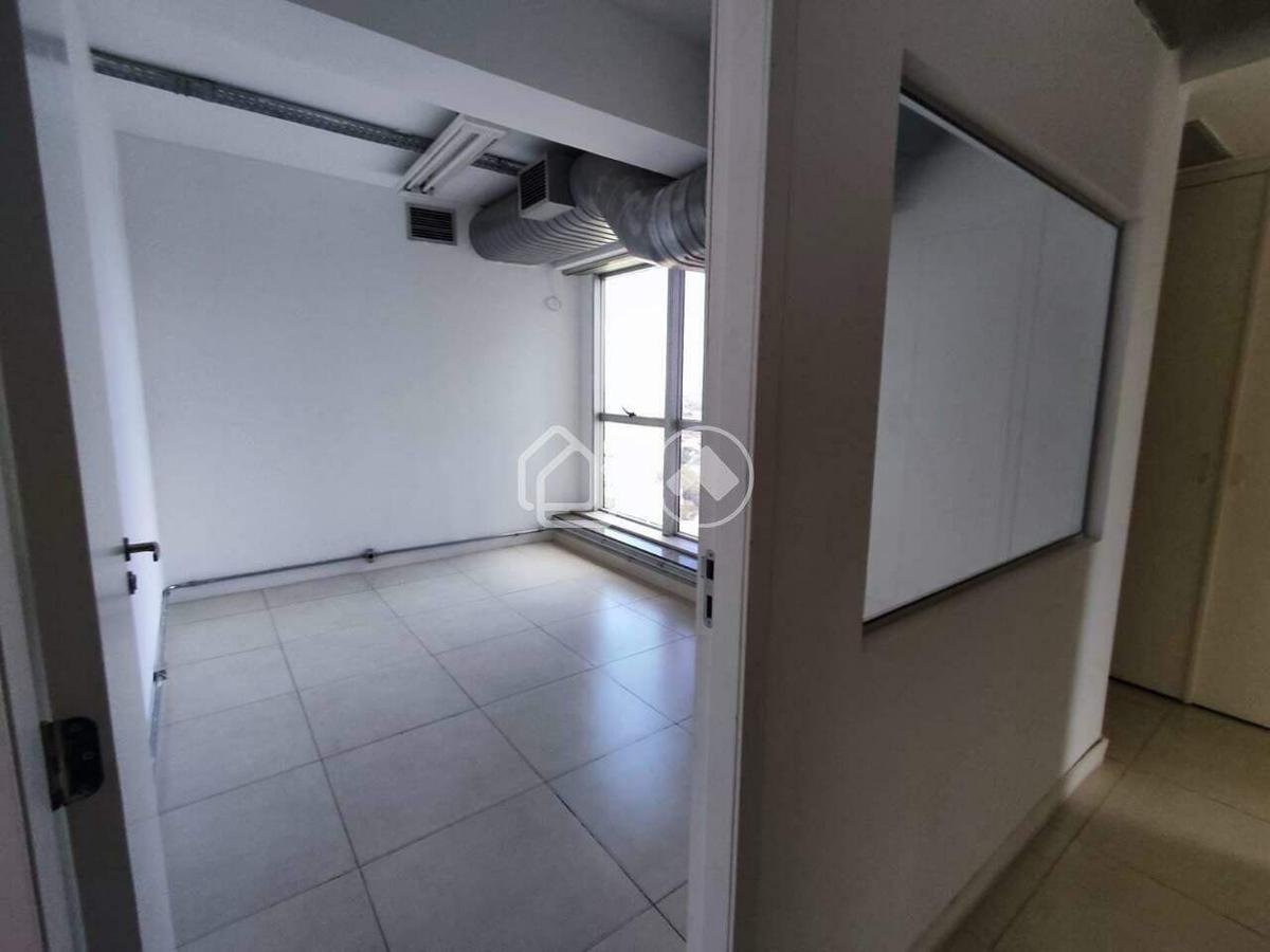 Sala, Estoril, 4 Vagas