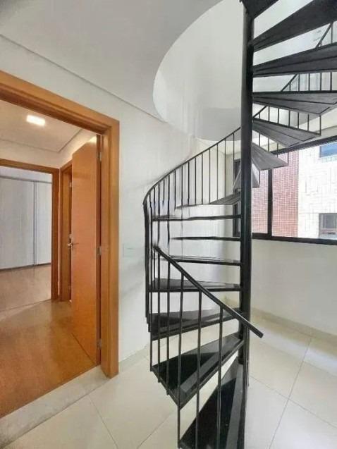 Cobertura, Sion, 2 Quartos, 2 Vagas, 1 Suíte