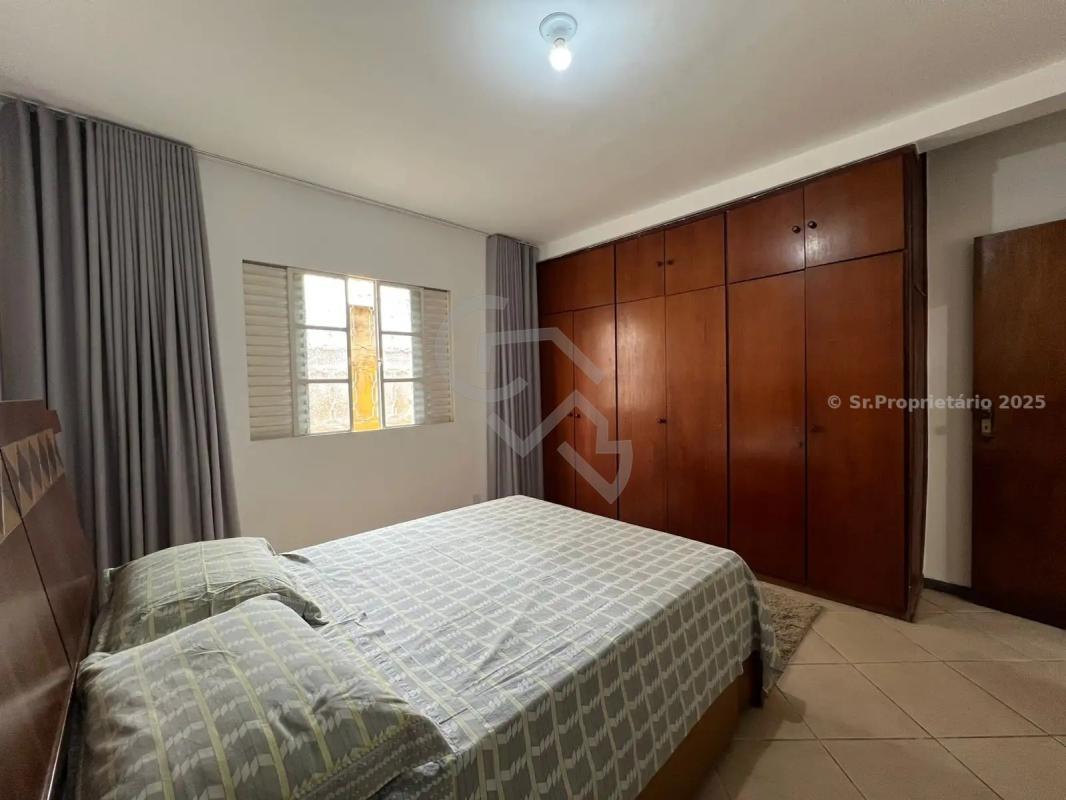 Casa, Planalto, 6 Quartos, 6 Vagas, 2 Suítes