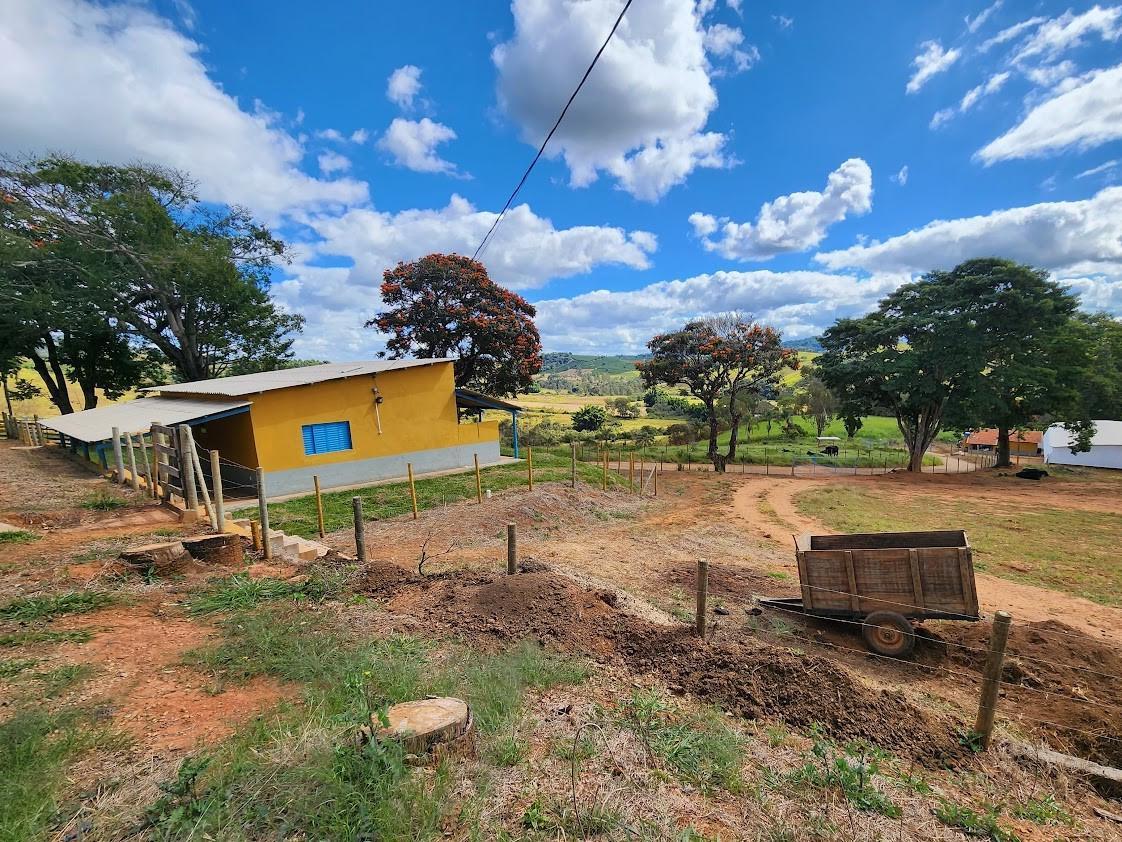 Fazenda, Centro, 6 Quartos, 4 Vagas, 1 Suíte