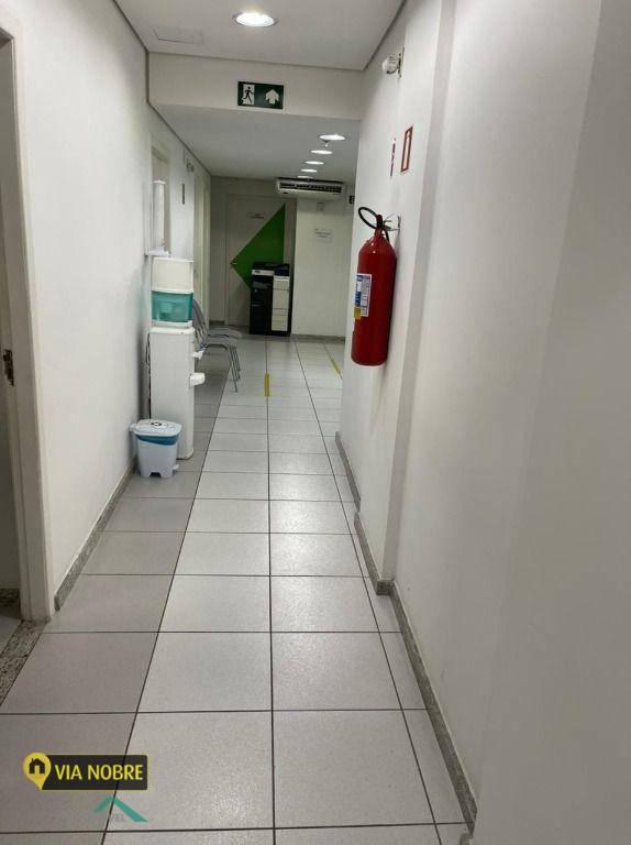 Loja, Funcionários, 4 Vagas