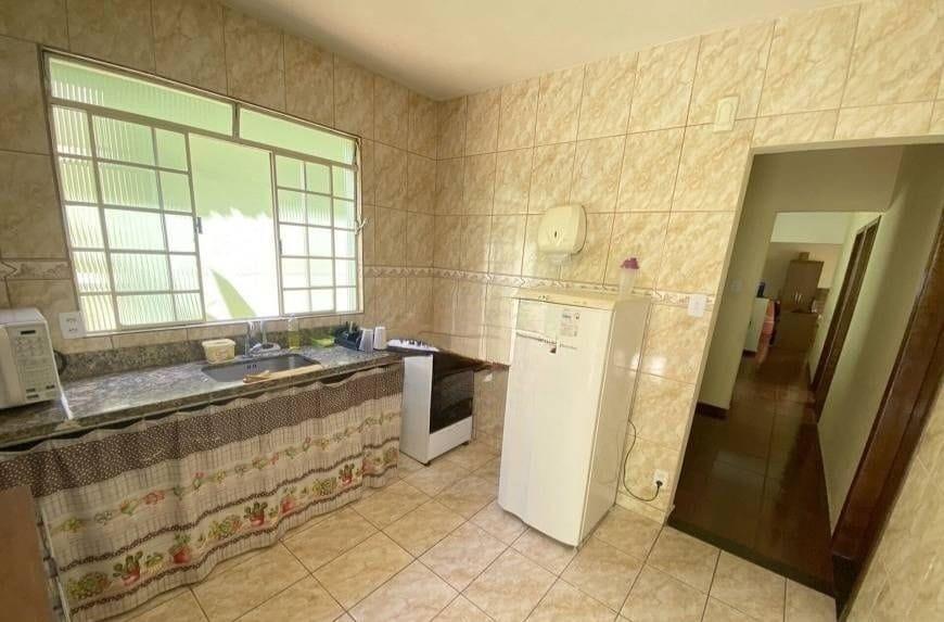 Casa, Betânia, 3 Quartos, 2 Vagas, 1 Suíte