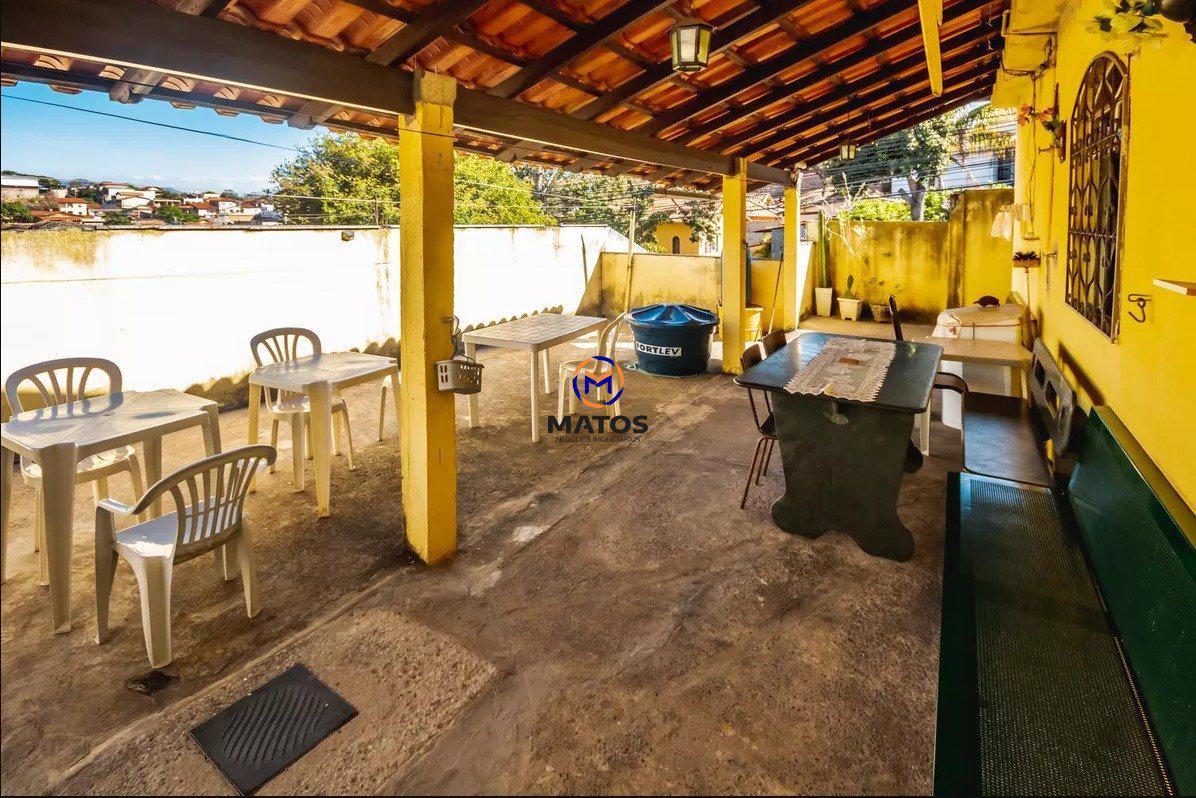 Casa, Canaã, 2 Quartos, 2 Vagas, 1 Suíte