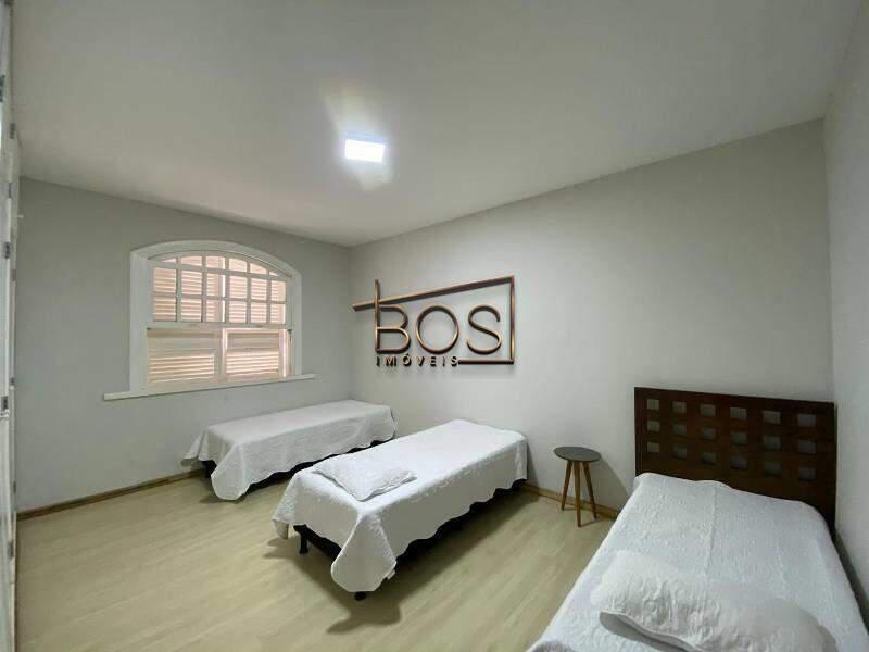 Casa, Sion, 4 Quartos, 6 Vagas, 1 Suíte